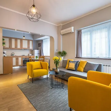 5th Avenue Two Bedroom, Two Bathroom, Positano Street By Flat Mаnager *