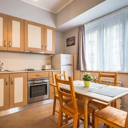 Apartamento 5th Avenue Two Bedroom, Two Bathroom, Positano Street By Flat Mаnager Sofía
