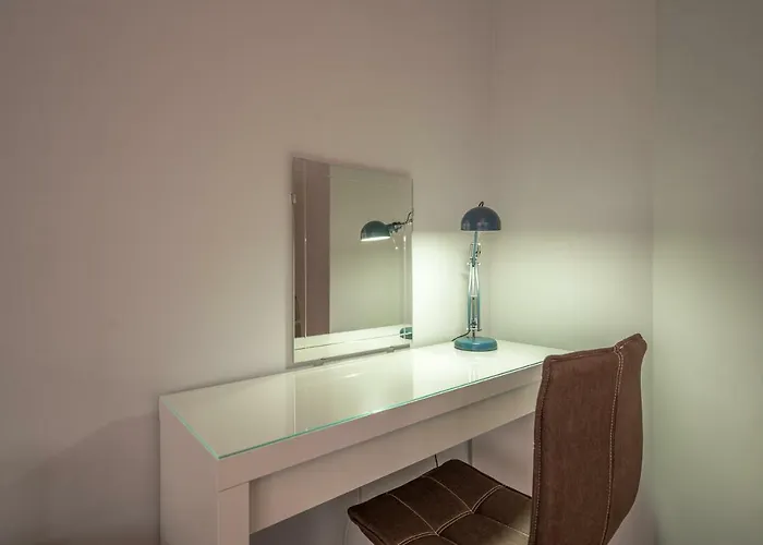 Appartamento 5th Avenue Two Bedroom, Two Bathroom, Positano Street By Flat Mаnager *