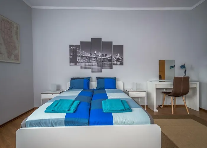 5th Avenue Two Bedroom, Two Bathroom, Positano Street By Flat Mаnager *